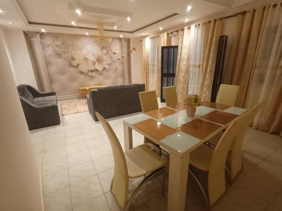 Yaoundé Residence Deluxe מראה חיצוני תמונה