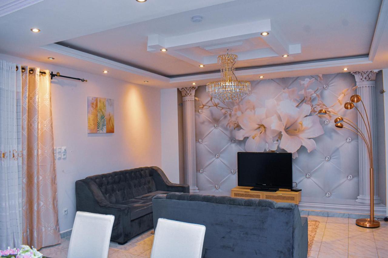 Yaoundé Residence Deluxe מראה חיצוני תמונה