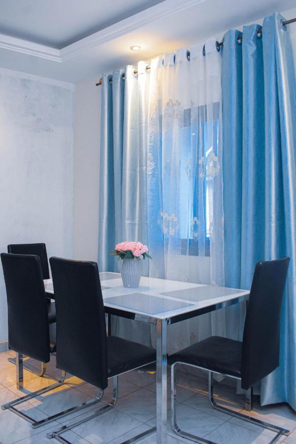 Yaoundé Residence Deluxe מראה חיצוני תמונה