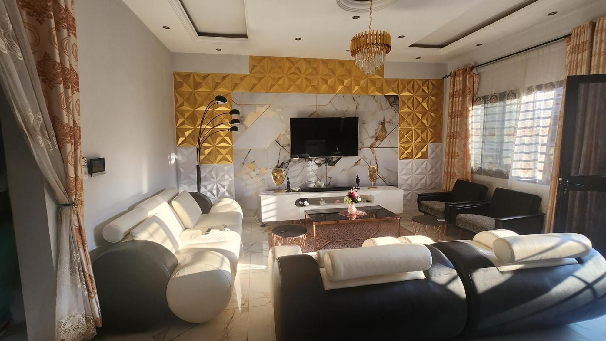 Yaoundé Residence Deluxe מראה חיצוני תמונה