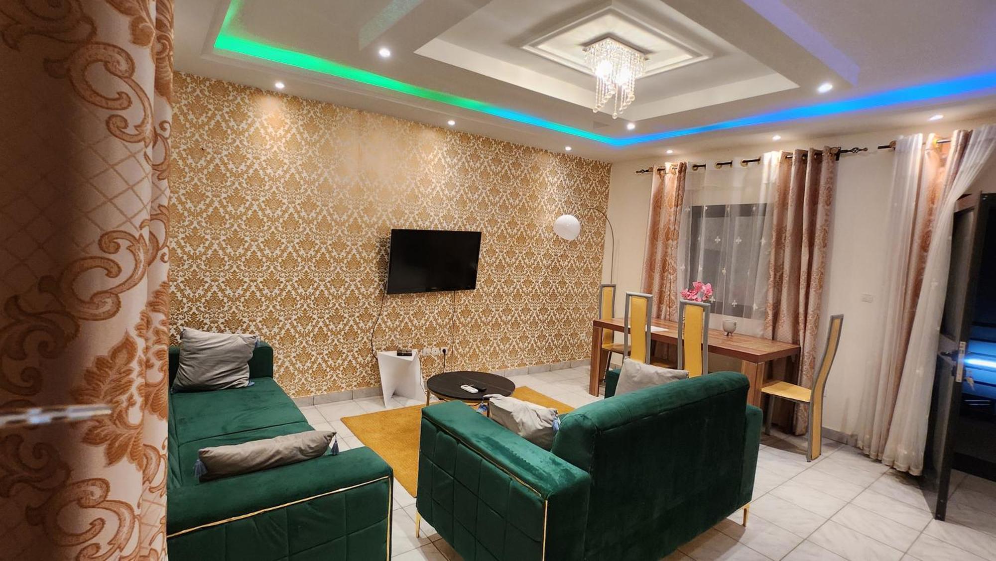 Yaoundé Residence Deluxe מראה חיצוני תמונה